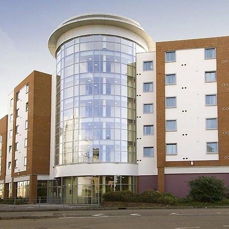 Premier Inn Reading Central Exterior photo